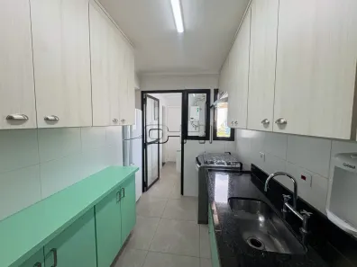 Apartamento com 3 Quartos para alugar, 77m² no Vila Olímpia, São Paulo