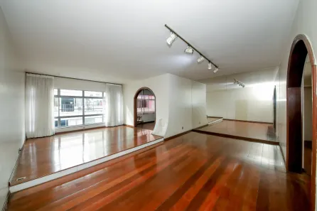 Apartamento com 3 Quartos à venda, 215m² no Centro, Juiz de Fora