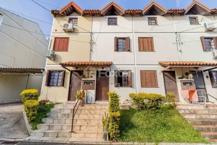 Casa de Condomínio com 3 Quartos à venda, 101m² no Vila Nova, Porto Alegre