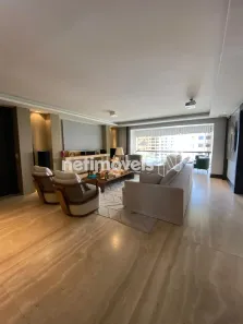 Apartamento com 3 Quartos para alugar, 360m² no Vila Morumbi, São Paulo