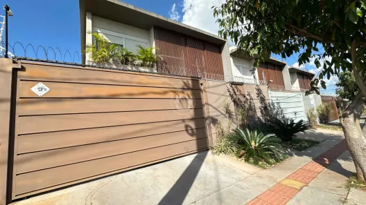 Sobrado com 3 Quartos à venda, 120m² no Vila Nascente, Campo Grande