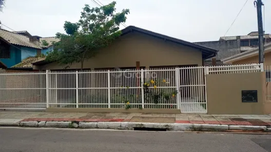 Casa com 4 Quartos à venda, 204m² no Canasvieiras, Florianópolis