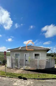 Casa com 2 Quartos à venda, 86m² no Parque Real, Pouso Alegre