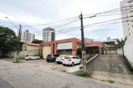 Imóvel Comercial para alugar, 1468m² no Joaquim Távora, Fortaleza