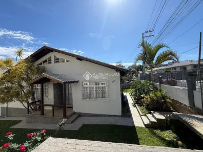 Casa com 6 Quartos à venda, 641m² no Passa Vinte, Palhoça
