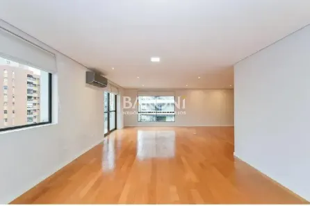 Apartamento com 3 Quartos à venda, 178m² no Vila Uberabinha, São Paulo