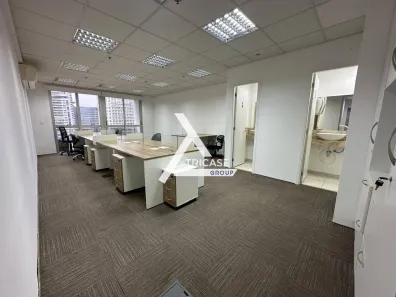 Sala Comercial para alugar, 56m² no Vila São Francisco (Zona Sul), São Paulo