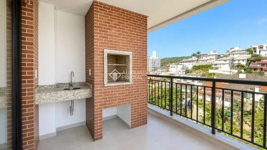 Apartamento com 2 Quartos para alugar, 75m² no Carvoeira, Florianópolis