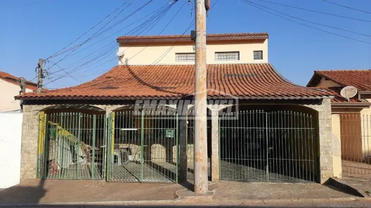 Casa com 3 Quartos para alugar, 220m² no Vila Louzada, Sorocaba