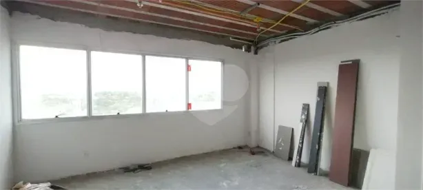 Sala Comercial à venda, 29m² no Centro, Gravataí