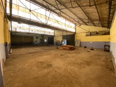 Galpão/Depósito/Armazém para alugar, 829m² no Vila Nogueira, Diadema