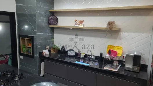 Casa de Condomínio com 3 Quartos à venda, 172m² no Piracangaguá, Taubaté