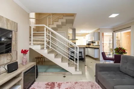 Casa de Condomínio com 3 Quartos à venda, 148m² no Barreirinha, Curitiba