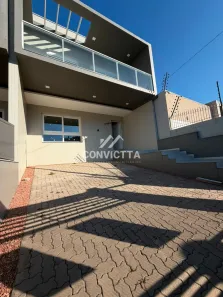 Sobrado com 3 Quartos à venda, 150m² no São Virgílio, Caxias do Sul