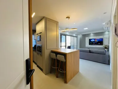Apartamento com 2 Quartos para alugar, 147m² no Praia De Palmas, Governador Celso Ramos