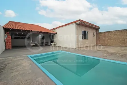 Casa com 2 Quartos à venda, 149m² no , Peruíbe