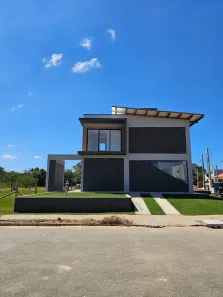 Sobrado com 2 Quartos à venda, 122m² no Campo Duna, Imbituba