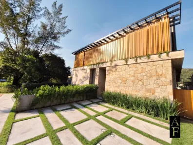 Sobrado com 3 Quartos à venda, 150m² no Centro, Garopaba