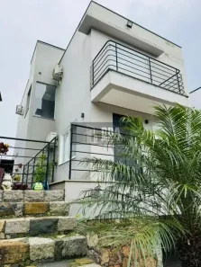 Casa com 3 Quartos à venda, 175m² no Córrego Grande, Florianópolis