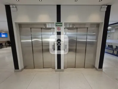 Ponto Comercial para alugar, 52m² no Nossa Senhora Aparecida, Uberlândia