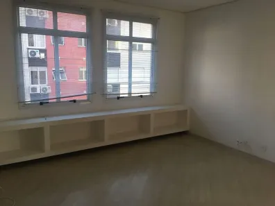 Sala Comercial à venda, 42m² no Menino Deus, Porto Alegre