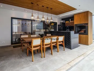 Casa de Condomínio com 3 Quartos à venda, 220m² no Jardim Boa Vista, São Roque