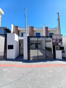 Sobrado com 3 Quartos à venda, 140m² no Costa e Silva, Joinville