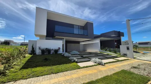 Casa de Condomínio com 4 Quartos à venda, 325m² no Universidade, Vitória da Conquista