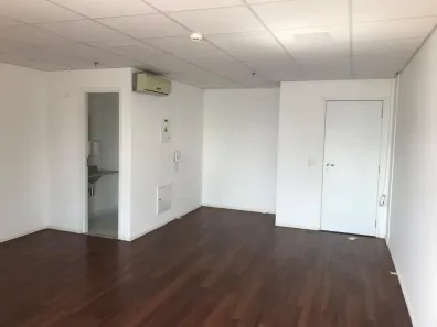 Sala Comercial à venda, 45m² no Santo Amaro, São Paulo