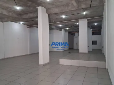 Ponto Comercial para alugar, 500m² no Irajá, Rio de Janeiro