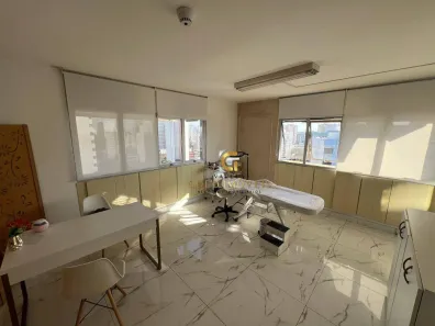 Sala Comercial à venda, 32m² no Jardim São Dimas, São José dos Campos