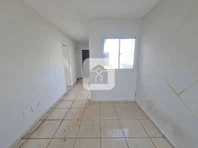 Casa com 2 Quartos para alugar, 50m² no Loteamento Residencial Pequis, Uberlândia