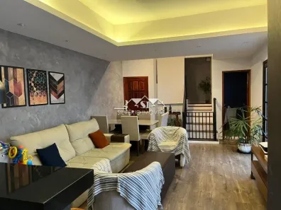 Casa com 3 Quartos à venda, 172m² no Valparaíso, Petrópolis