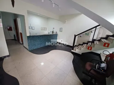 Sala Comercial para alugar, 30m² no Centro, Uberlândia