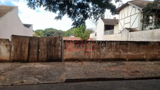 Lote/Terreno à venda, 645m² no Zona 05, Maringá