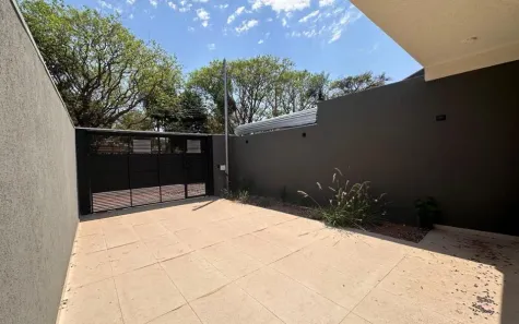 Casa com 3 Quartos à venda, 62m² no Parque Dallas, Campo Grande