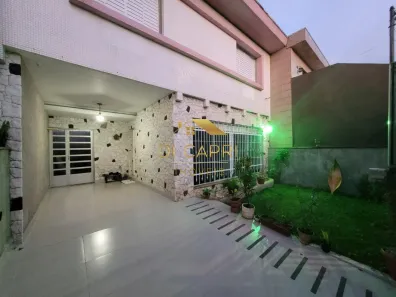 Sobrado com 4 Quartos à venda, 238m² no Vila Gomes Cardim, São Paulo
