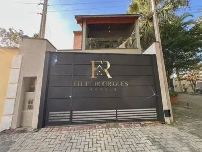 Sobrado com 2 Quartos à venda, 221m² no Centro, Guararema