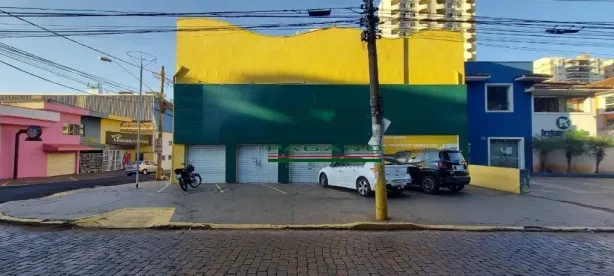 Imóvel Comercial com 4 Quartos para alugar, 330m² no Centro, Ribeirão Preto