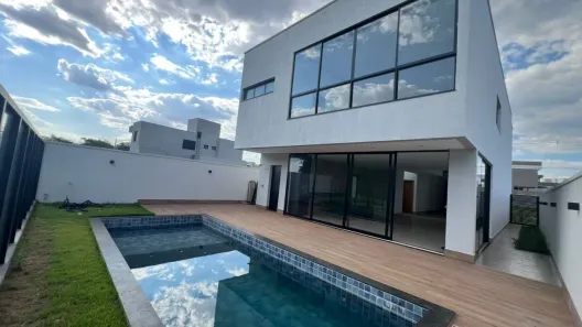 Sobrado com 4 Quartos à venda, 253m² no Jardins Nápoles, Senador Canedo