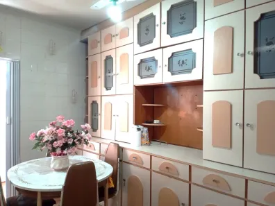 Apartamento com 2 Quartos à venda, 60m² no Menino Deus, Porto Alegre