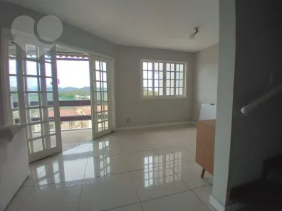 Casa com 3 Quartos à venda, 180m² no Badu, Niterói