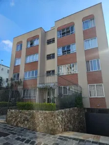 Apartamento com 2 Quartos para alugar, 77m² no Água Verde, Curitiba