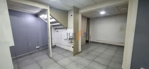 Sala Comercial para alugar, 93m² no Sé, São Paulo
