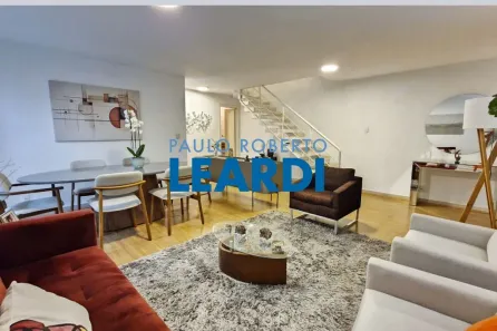 Sobrado com 3 Quartos à venda, 197m² no Vila Cordeiro, São Paulo