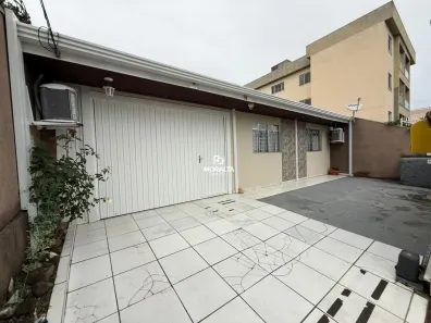 Casa com 3 Quartos à venda, 194m² no Uberaba, Curitiba