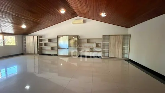 Casa de Condomínio com 6 Quartos à venda, 700m² no Andracel Center, Anápolis