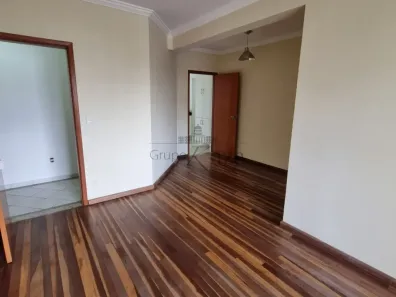 Apartamento com 3 Quartos para alugar, 78m² no Jardim Apolo II, São José dos Campos