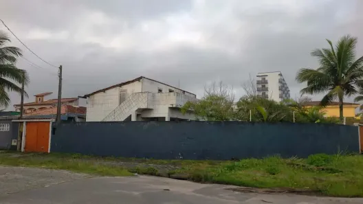 Casa com 2 Quartos para alugar, 350m² no Balneário Itaóca, Mongaguá