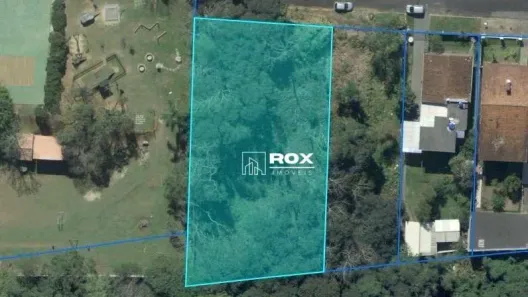 Lote/Terreno à venda, 1372m² no Santo Inácio, Curitiba